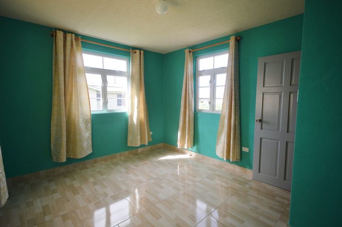 Image No.13-3 Bed Property for sale