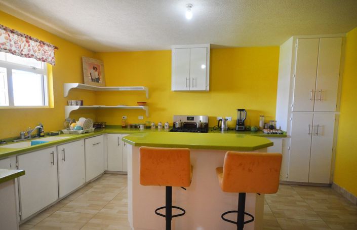 Image No.3-3 Bed Property for sale