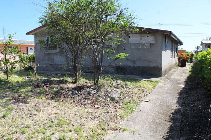 Image No.13-3 Bed Property for sale