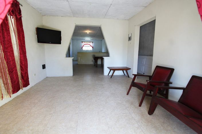 Image No.3-3 Bed Property for sale