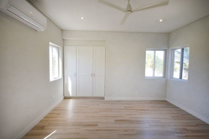 Image No.20-3 Bed Property for sale