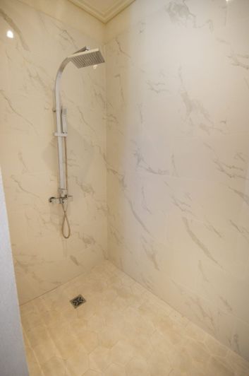 Image No.23-3 Bed Property for sale