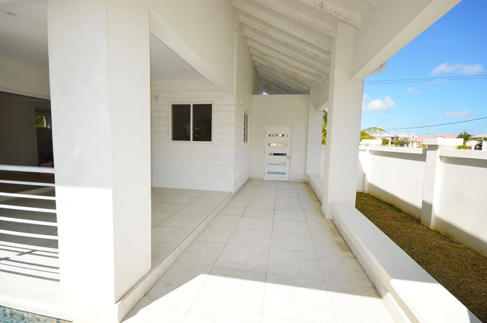 Image No.26-3 Bed Property for sale