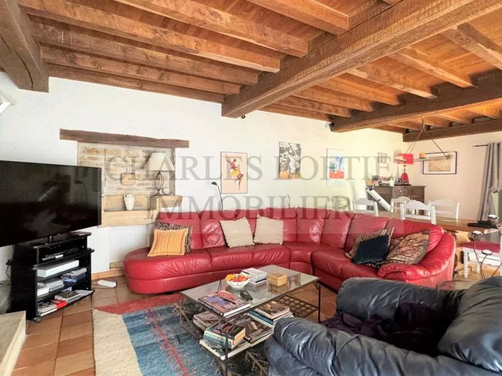 Image No.16-4 Bed House for sale