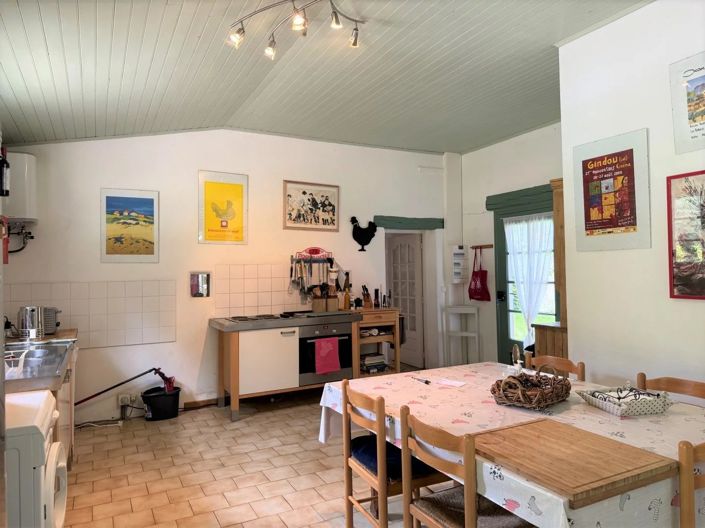 Image No.19-4 Bed House for sale