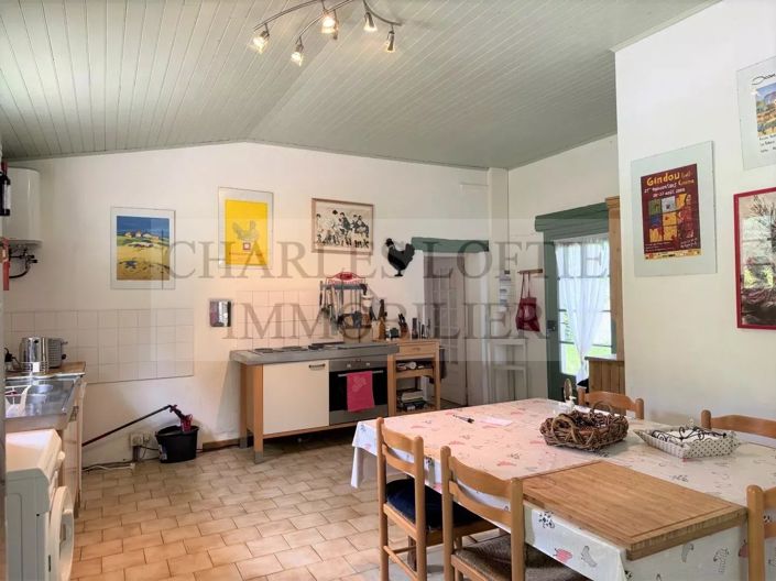 Image No.19-4 Bed House for sale