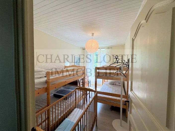 Image No.23-4 Bed House for sale