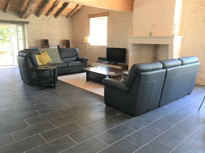 Image No.12-9 Bed House for sale