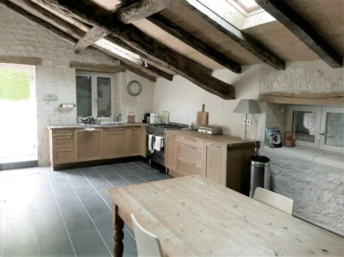 Image No.16-9 Bed House for sale