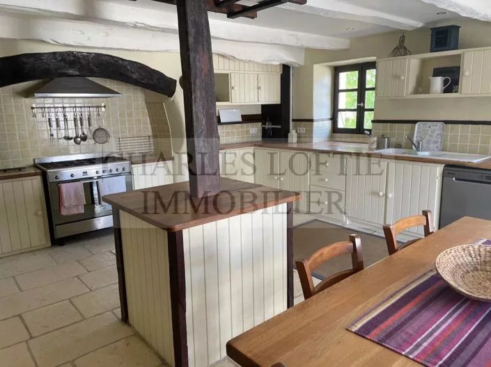 Image No.21-9 Bed House for sale