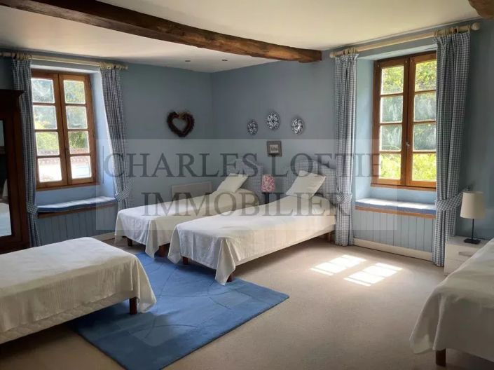 Image No.24-9 Bed House for sale