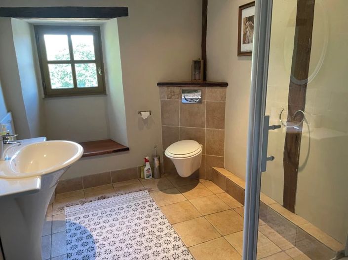 Image No.30-9 Bed House for sale