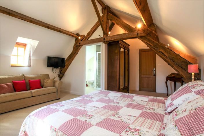 Image No.19-11 Bed House for sale