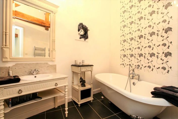 Image No.25-11 Bed House for sale