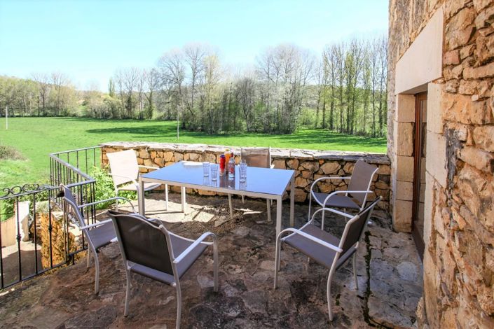 Image No.28-11 Bed House for sale