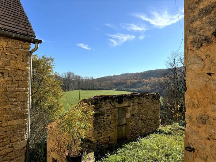 Image No.6-11 Bed House for sale