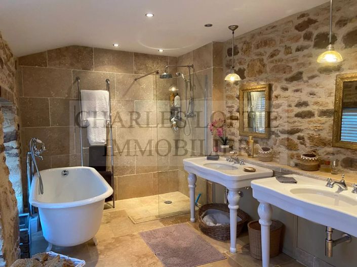 Image No.13-6 Bed House for sale