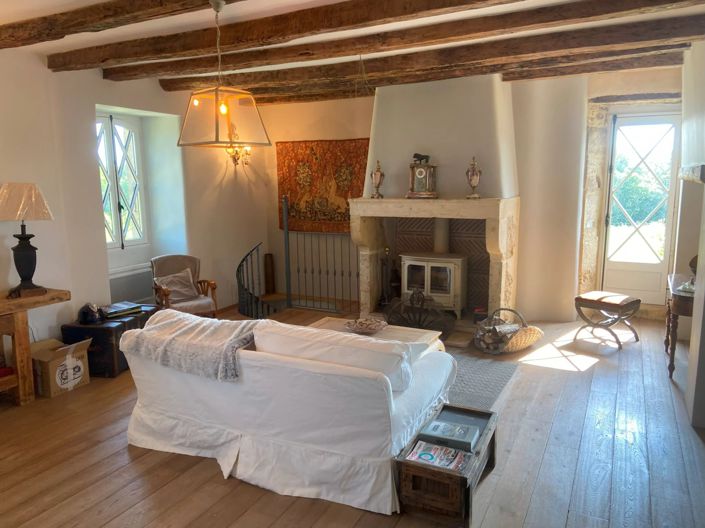 Image No.7-6 Bed House for sale