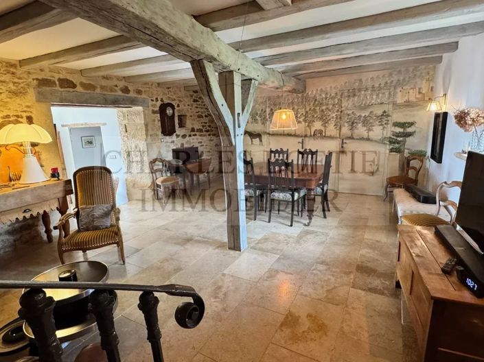 Image No.17-6 Bed House for sale