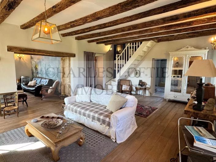 Image No.19-6 Bed House for sale