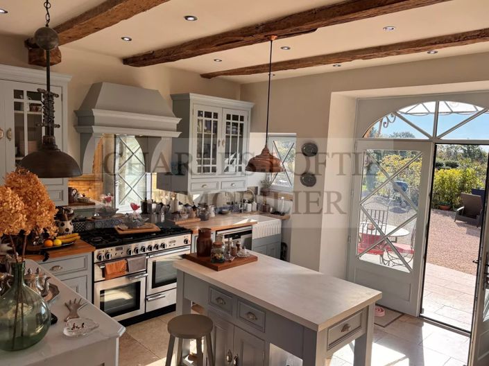 Image No.21-6 Bed House for sale