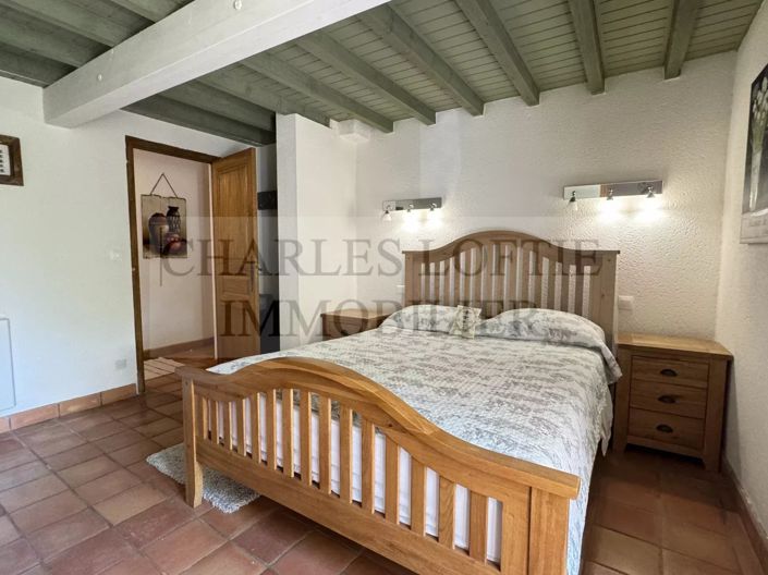 Image No.19-4 Bed House for sale