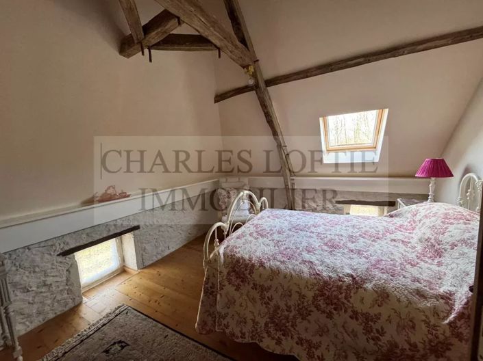 Image No.21-5 Bed House for sale