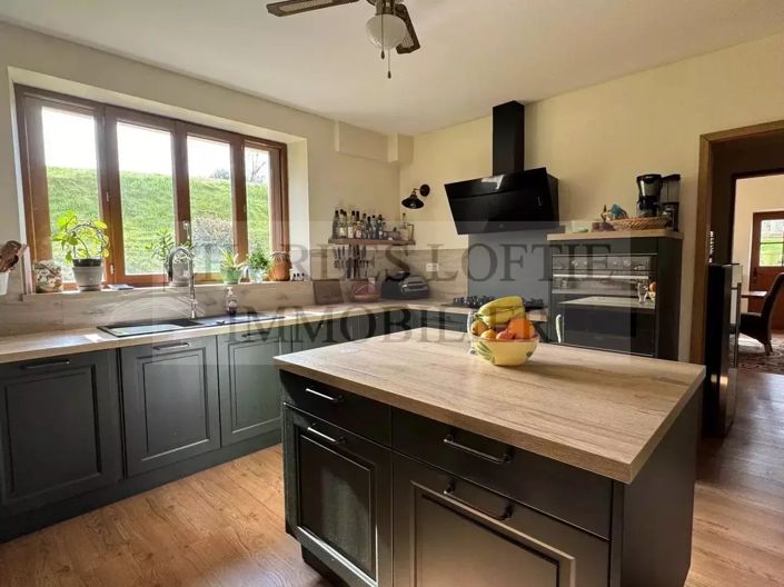 Image No.3-4 Bed House for sale