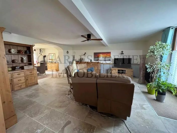 Image No.5-4 Bed House for sale
