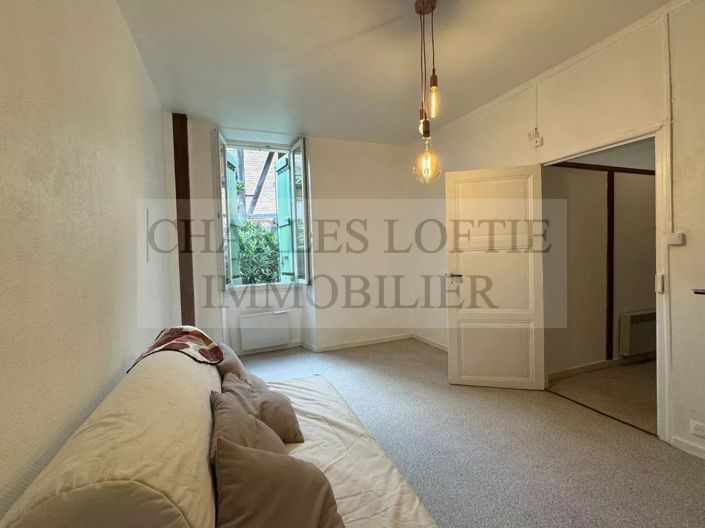 Image No.7-1 Bed House for sale