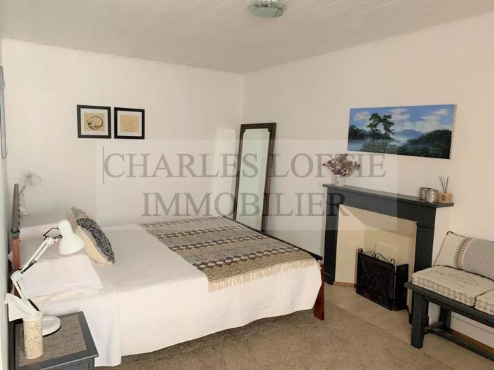 Image No.17-4 Bed House for sale