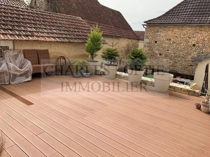 Image No.2-4 Bed House for sale