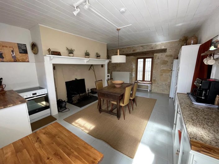 Image No.9-4 Bed House for sale