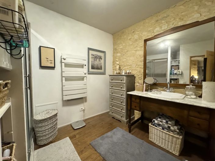 Image No.20-3 Bed House for sale