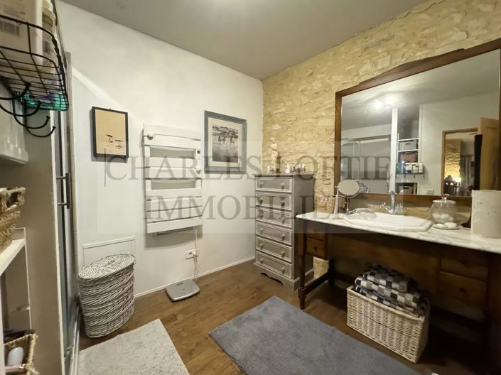 Image No.20-3 Bed House for sale