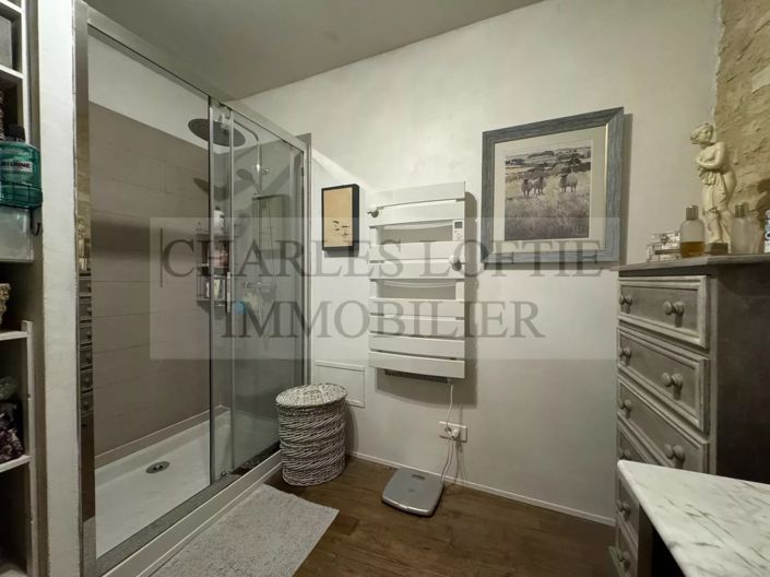 Image No.21-3 Bed House for sale