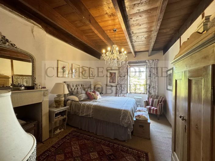 Image No.24-3 Bed House for sale