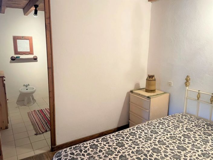 Image No.19-3 Bed House for sale