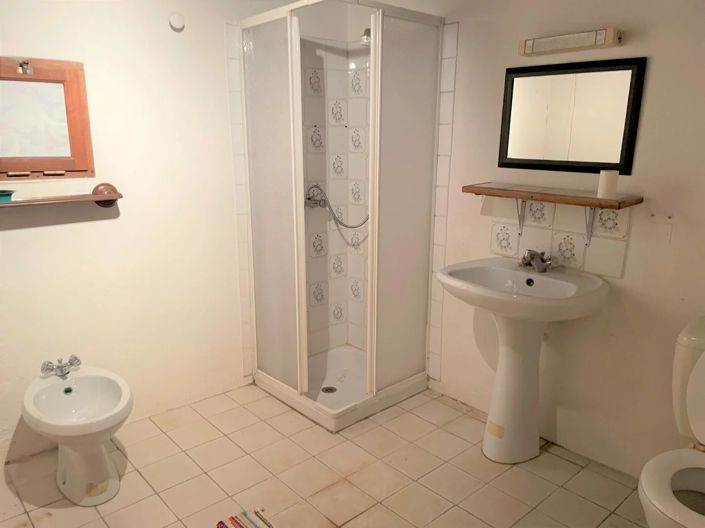 Image No.20-3 Bed House for sale