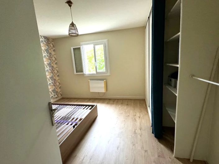 Image No.9-3 Bed House for sale