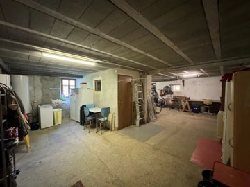 99b6a5d53345c07c6c7333b0ae101b7e70c54e804e144