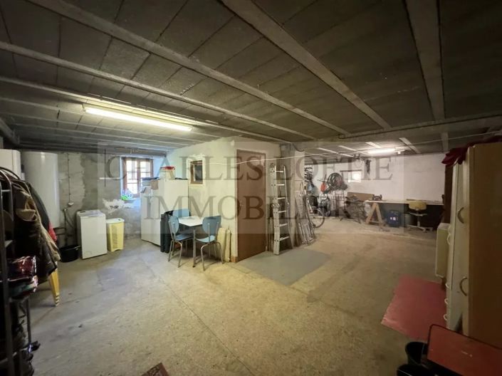 Image No.10-4 Bed House for sale