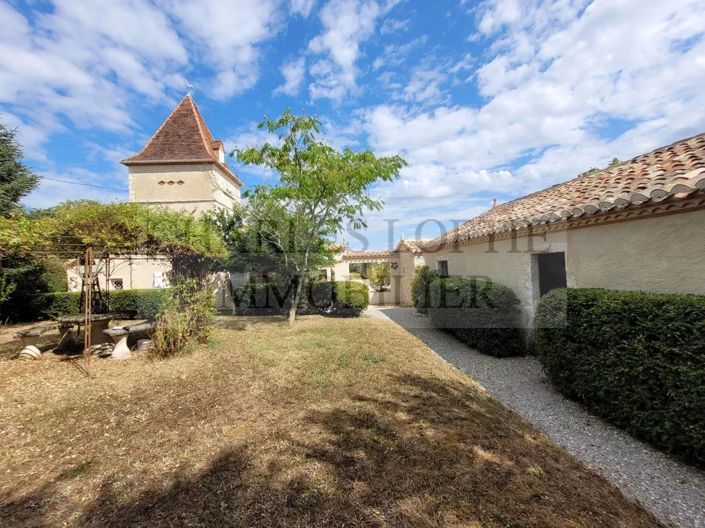 Image No.21-5 Bed House for sale