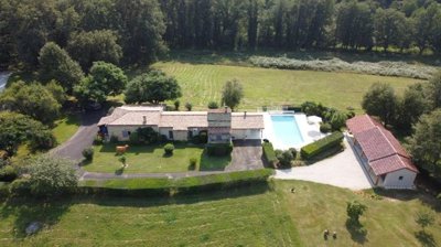 1 - Les Arques, Maison