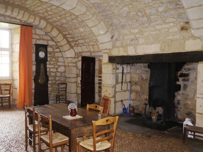 Image No.13-2 Bed House for sale