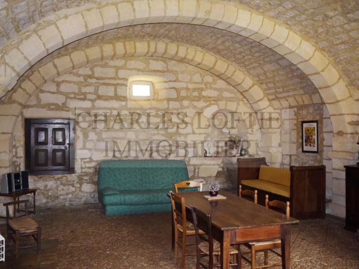 Image No.22-2 Bed House for sale