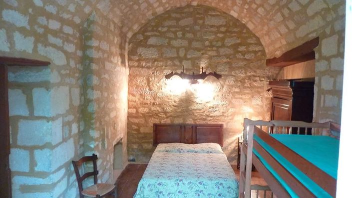 Image No.28-2 Bed House for sale