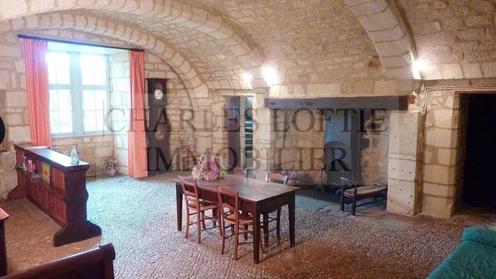 Image No.5-2 Bed House for sale