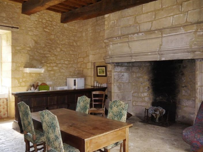 Image No.8-2 Bed House for sale