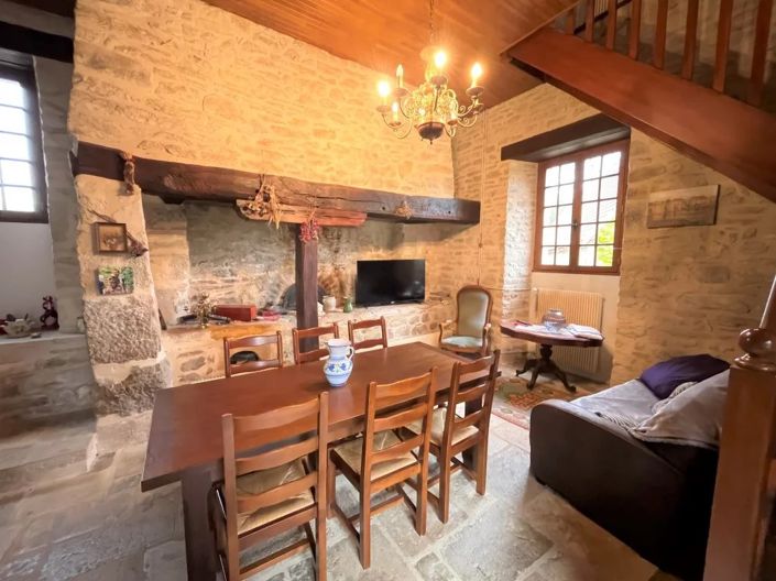 Image No.13-6 Bed House for sale